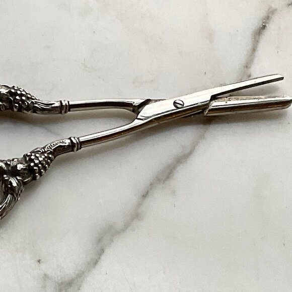 Sterling Silver Vintage Grape Shears 6 3/4" - Picture 6 of 8